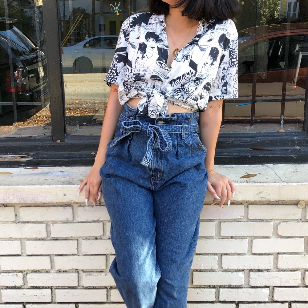 Newspaper button down